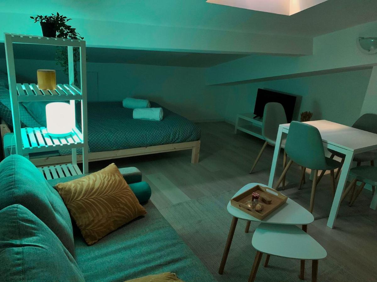Studio Avec Lumiere D'Ambiance - Proche Victoire Apartment Bordeaux Exterior foto